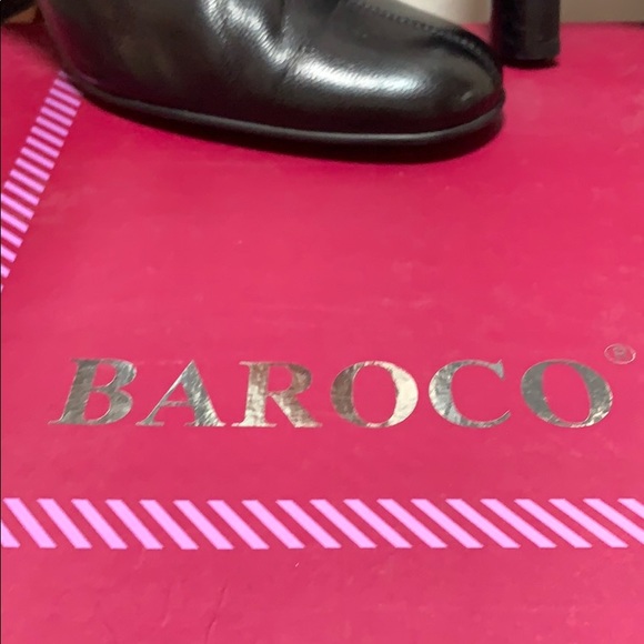 Absolutely gorgeous short boots baroco - Picture 3 of 5